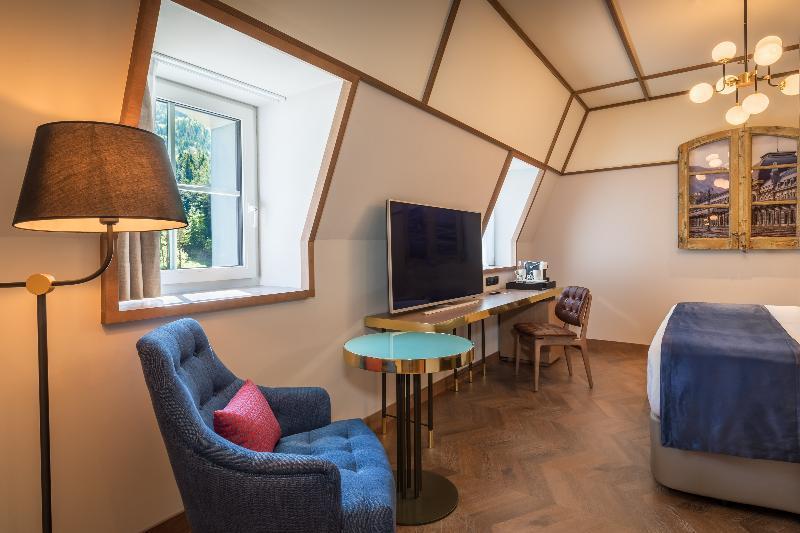 Canfranc Estacion Royal Hideaway Hotel Bagian luar foto