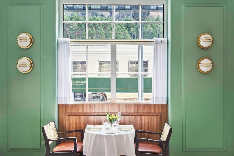 Canfranc Estacion Royal Hideaway Hotel Bagian luar foto